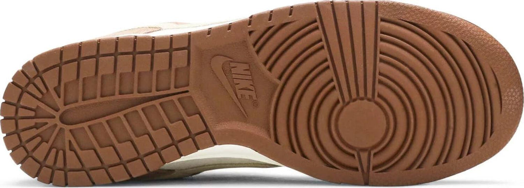 Nike Dunk Low 'Medium Curry' - SOLE AU