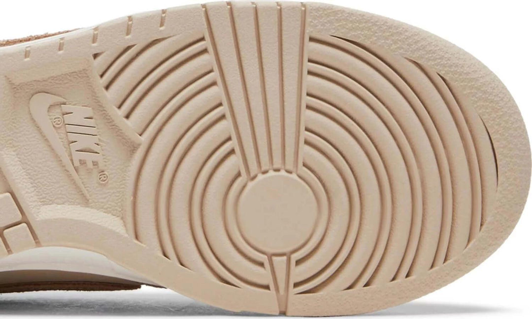 Nike Dunk Low SE 'Sanddrift' (W) - SOLE AU