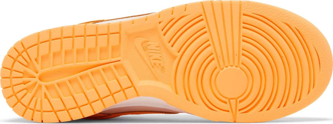 Nike Dunk Low 'Peach Cream' (W) - SOLE AU
